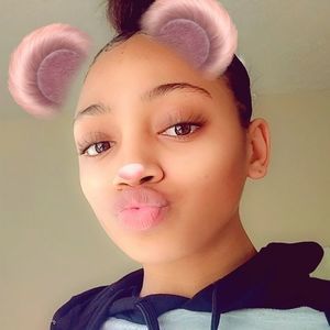 Meet your Posher, Dezii